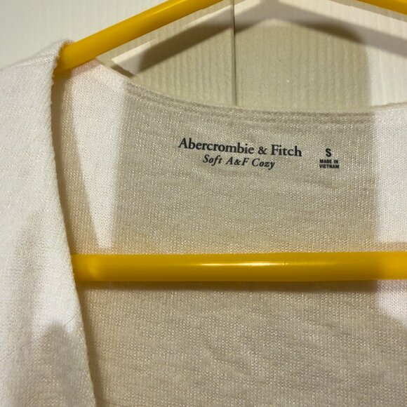 Abercrombie & Fitch Long Sleeve Wrap Shirt — size Small - Picture 3 of 3